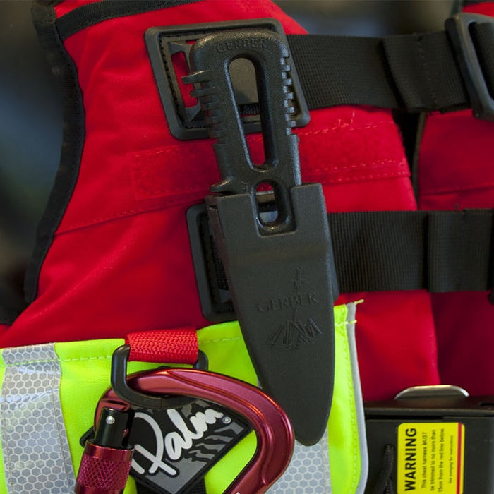 Palm Rescue 850 PFD showing accessory mount points